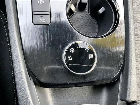 Certified 2023 Nissan Rogue SV image 26