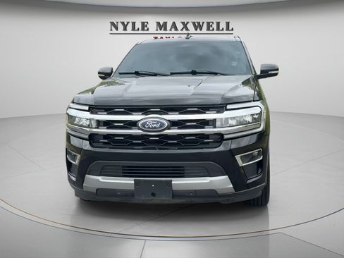 Used 2024 Ford Expedition Max Limited AWD/4WD image 2