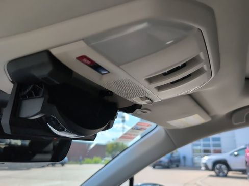 Used 2025 Subaru Ascent Limited image 43