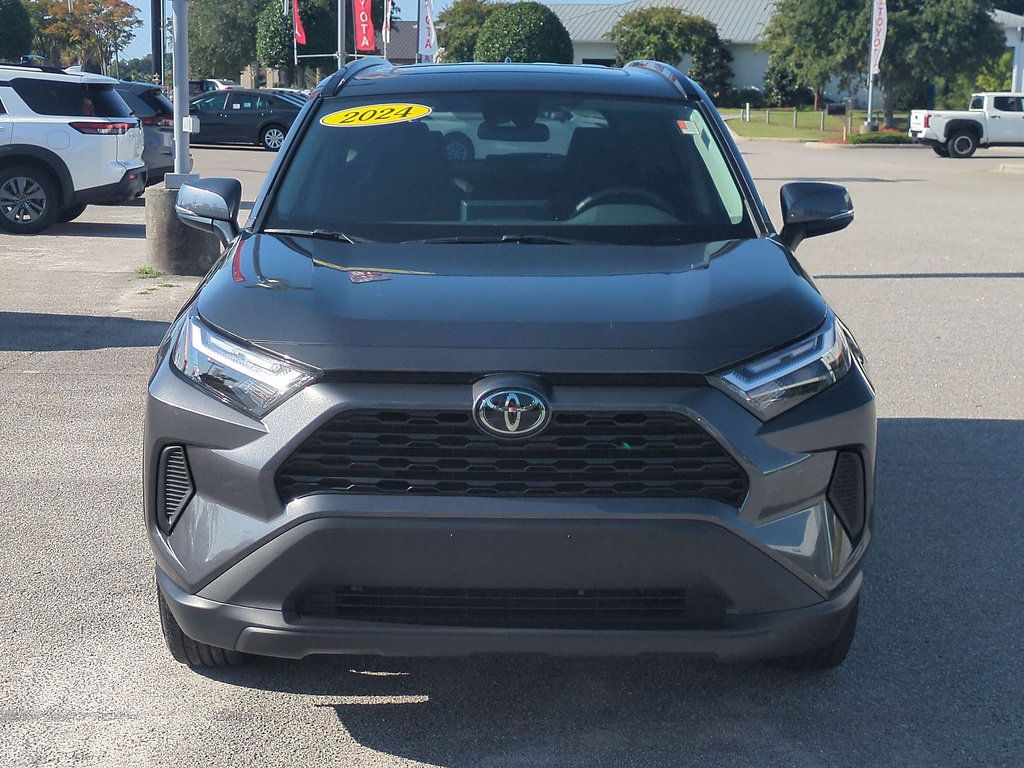 Certified 2024 Toyota RAV4 XLE w/ Convenience Package FWD image 8