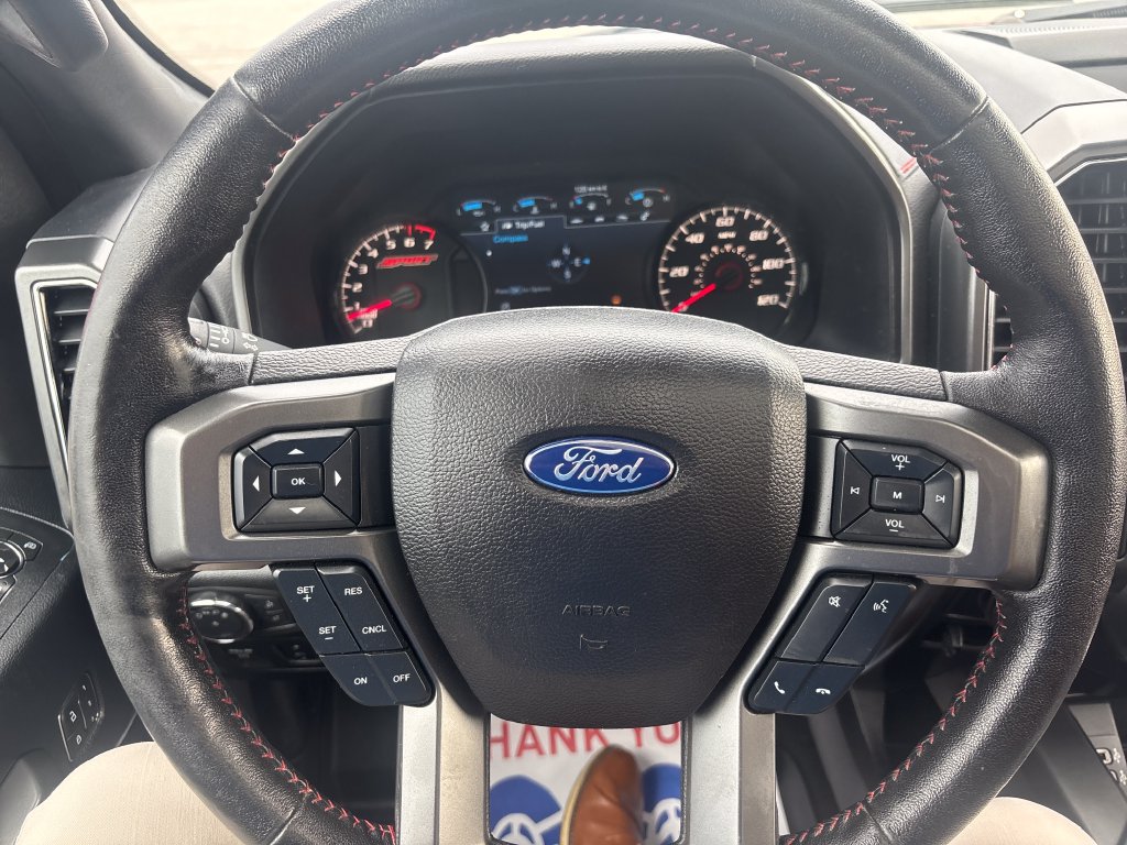 Used 2019 Ford F150 Lariat w/ Equipment Group 502A Luxury AWD/4WD image 18