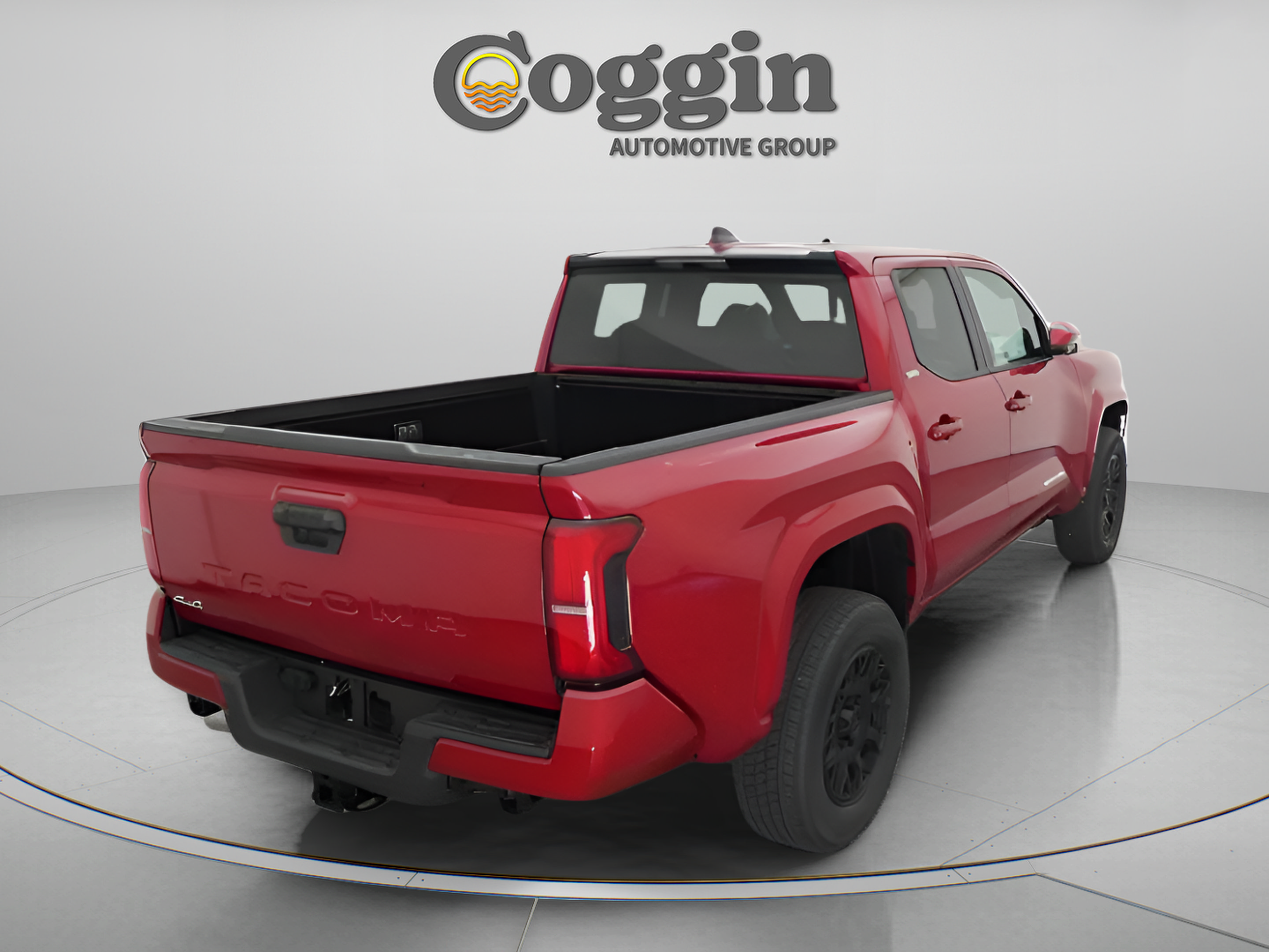 Used 2025 Toyota Tacoma SR5 AWD/4WD image 13