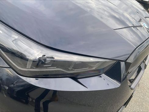 Used 2026 BMW M5 w/ Executive Package image 26