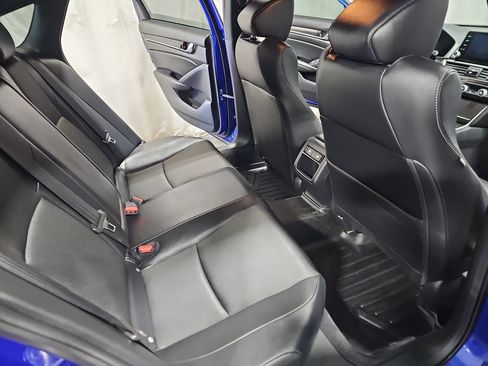 Used 2022 Honda Accord Sport image 11