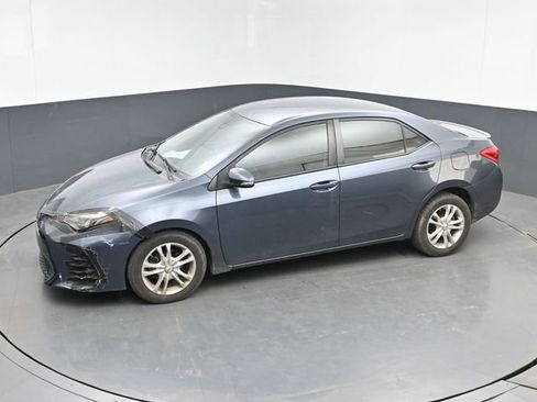 Used 2018 Toyota Corolla SE image 22