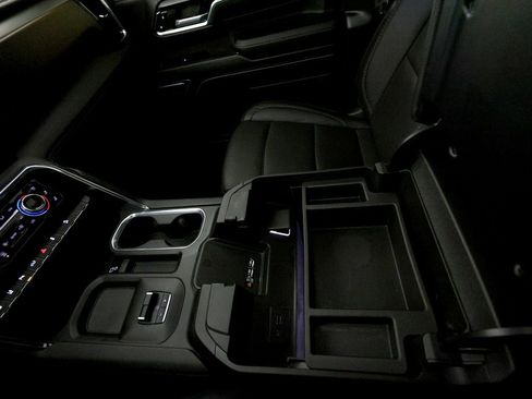 Used 2024 GMC Sierra 2500 Denali w/ Denali Reserve Package image 40