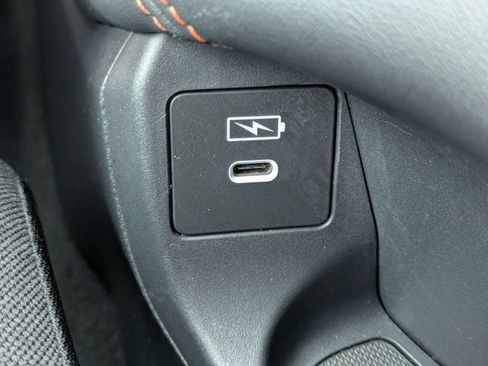 Used 2025 Honda HR-V Sport image 33
