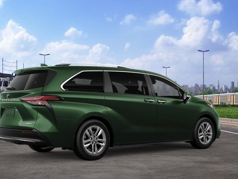 New 2026 Toyota Sienna Limited image 27