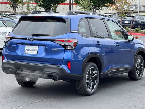 New 2025 Subaru Forester Limited image 4