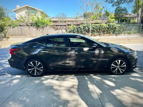 Used 2016 Nissan Maxima Platinum image 5