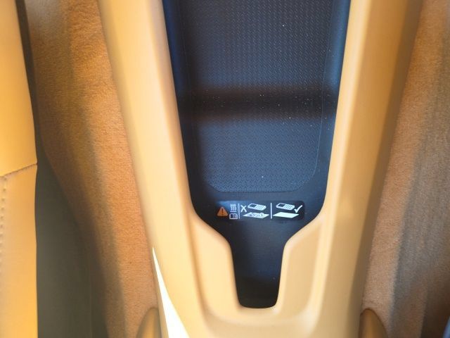 Used 2025 Chevrolet Corvette Stingray Premium Cpe w/ Z51 Performance Package RWD image 28