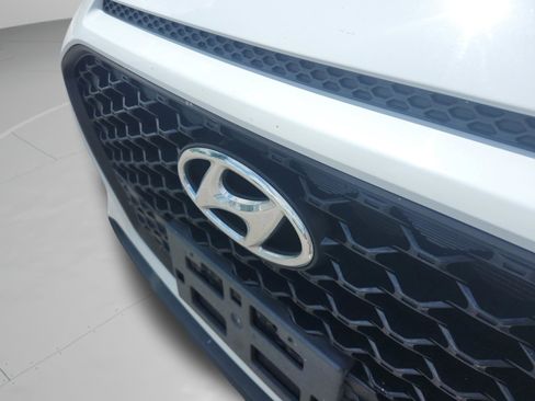 Used 2018 Hyundai Kona SE AWD/4WD image 27