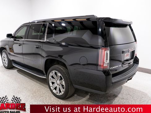 Used 2019 GMC Yukon XL SLT AWD/4WD image 3