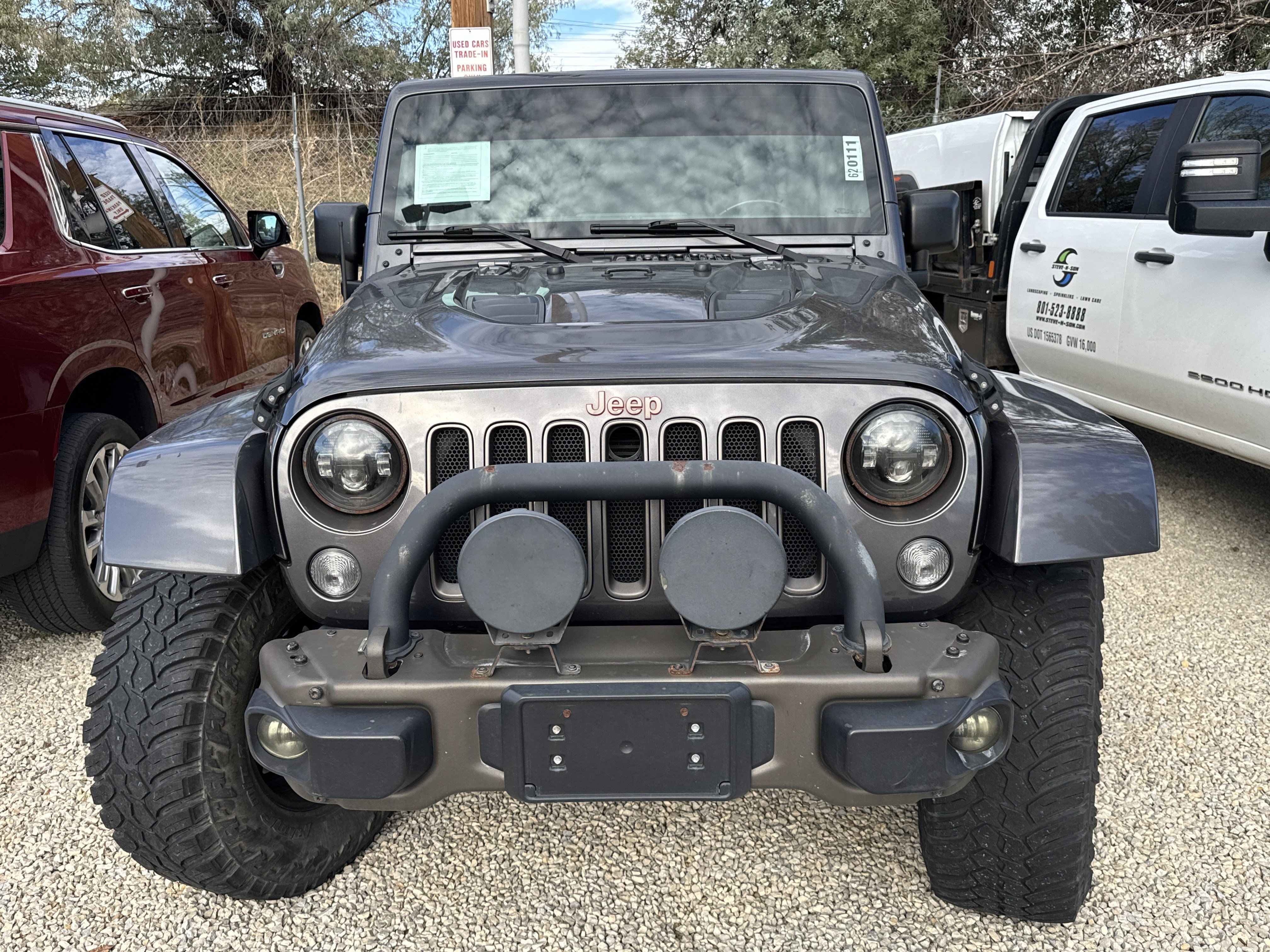Used 2016 Jeep Wrangler Unlimited Sahara AWD/4WD image 4