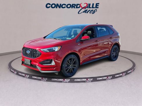 Used 2022 Ford Edge ST-Line AWD/4WD image 3