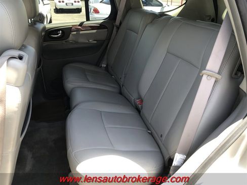 Used 2007 GMC Envoy Denali RWD image 16