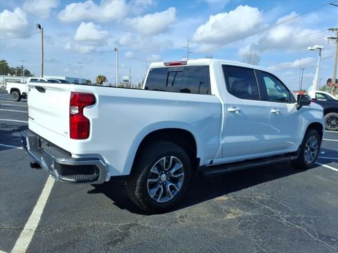 New 2026 Chevrolet Silverado 1500 LT image 3