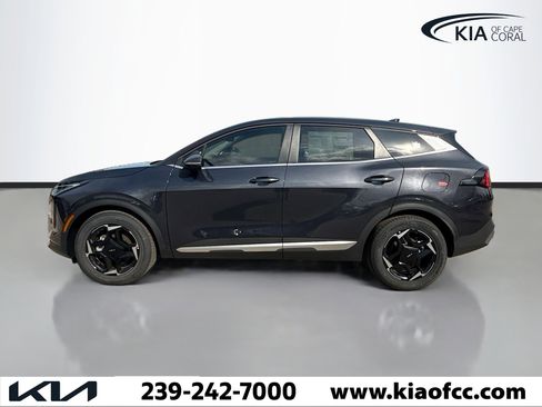 New 2026 Kia Sportage EX image 2