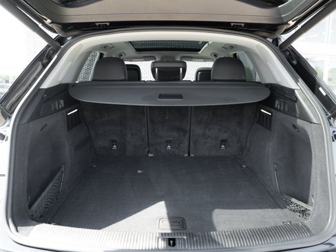 Used 2019 Audi Q5 2.0T Premium Plus w/ Premium Plus Package AWD/4WD image 25