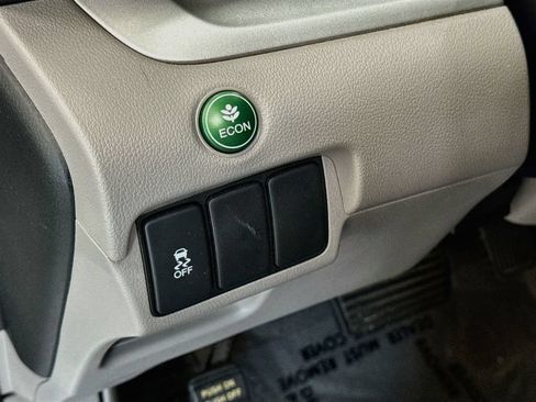 Used 2013 Honda CR-V LX image 10