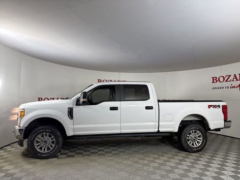 Used 2017 Ford F250 XL w/ STX Appearance Package image 5