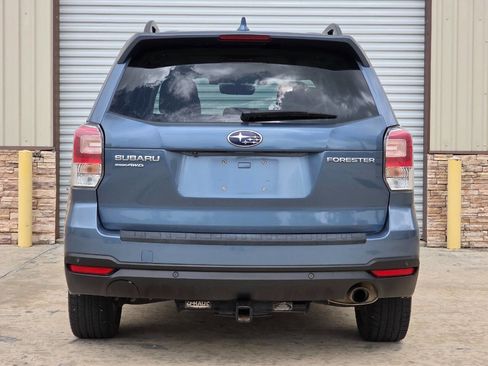 Used 2018 Subaru Forester 2.5i Touring w/ Popular Package #3B image 4