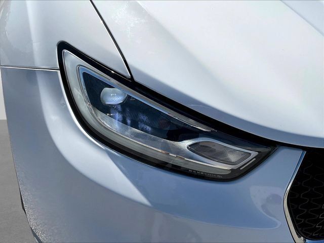 Used 2024 Chrysler Pacifica Touring-L FWD image 33