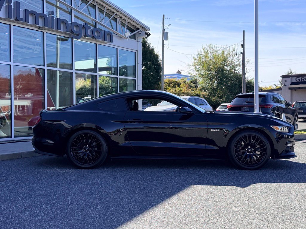Used 2016 Ford Mustang GT Premium w/ GT Performance Package RWD image 7