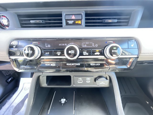 Used 2024 Honda Pilot EX-L image 23