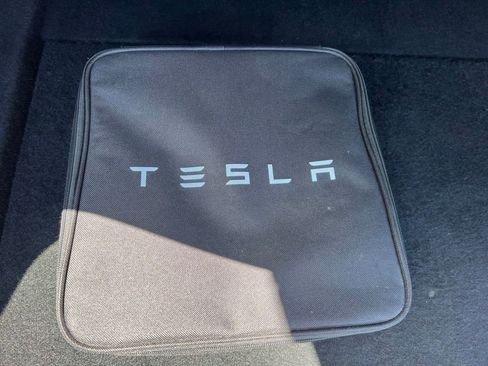 Used 2018 Tesla Model 3 Long Range AWD/4WD image 21