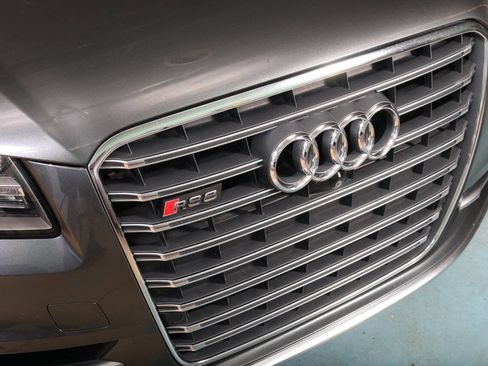 Used 2014 Audi S8 AWD/4WD image 14