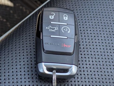 Used 2024 RAM 2500 Limited image 42