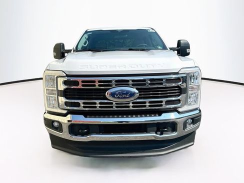 Certified 2026 Ford F250 XLT AWD/4WD image 2