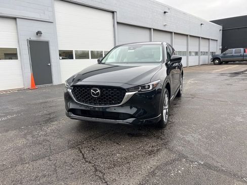 New 2025 MAZDA CX-5 AWD 2.5 S w/ Premium Plus Pkg image 19