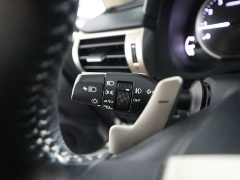 Used 2015 Lexus IS 250 RWD image 25