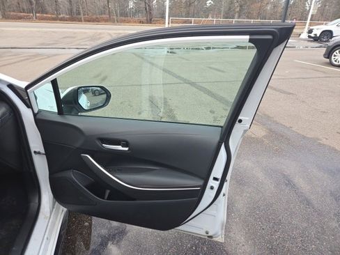 Used 2024 Toyota Corolla SE image 29
