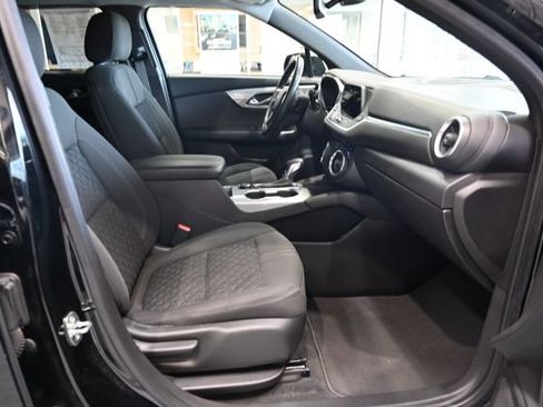 Used 2020 Chevrolet Blazer LT FWD image 10