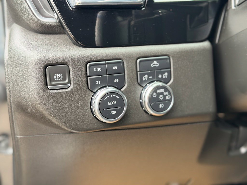 Used 2024 GMC Sierra 1500 Elevation w/ X31 Off-Road Package AWD/4WD image 23