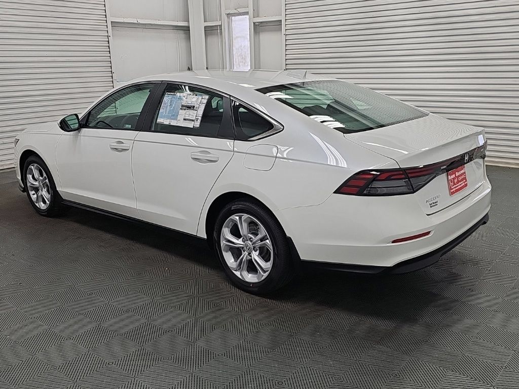 New 2026 Honda Accord LX image 5