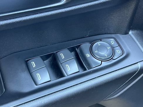 Used 2022 Chevrolet Silverado 1500 Custom RWD image 14