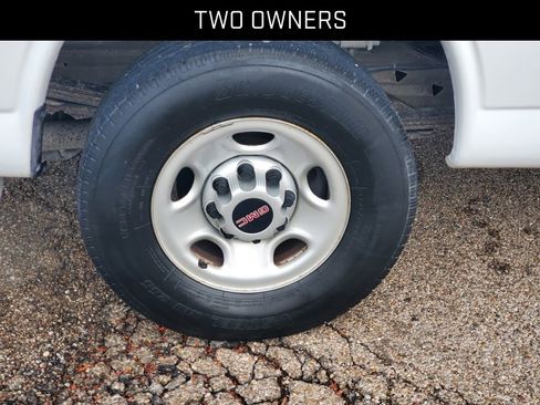 Used 2018 GMC Savana 2500 Extended w/ Driver Convenience Package image 5