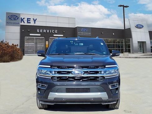 Used 2024 Ford Expedition Limited AWD/4WD image 2