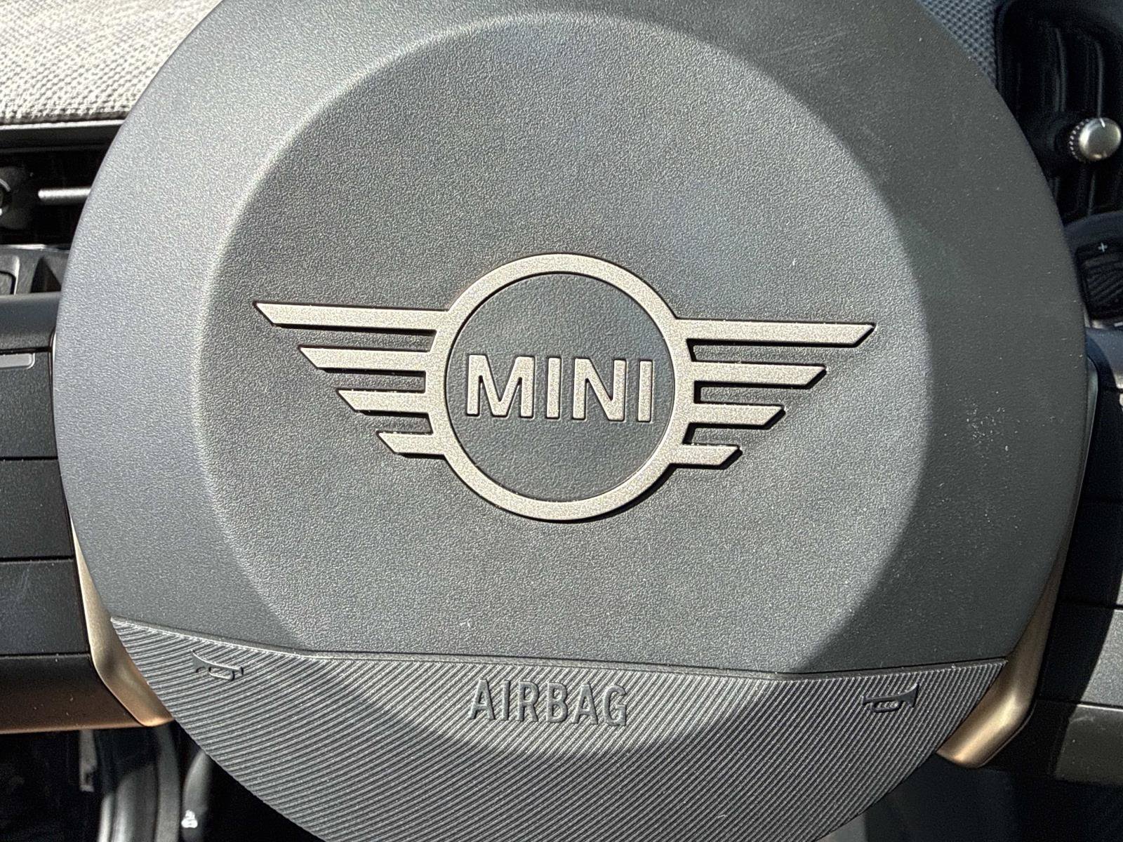 Used 2025 MINI Cooper S FWD image 30