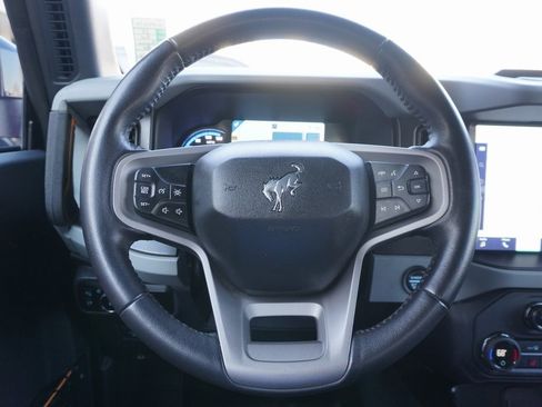 Certified 2023 Ford Bronco Badlands w/ Sasquatch Package image 9