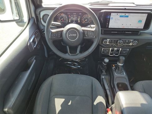 Used 2024 Jeep Wrangler Sport S image 14
