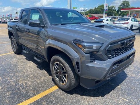 New 2025 Toyota Tacoma TRD Sport image 7