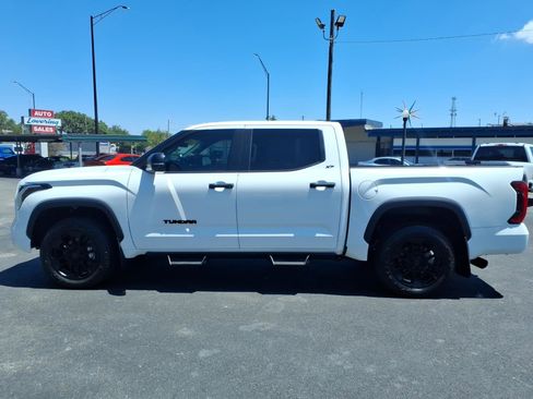 Used 2024 Toyota Tundra SR5 w/ SR5 Convenience Package AWD/4WD image 7