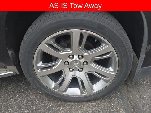 Used 2015 Cadillac Escalade Luxury AWD/4WD image 5