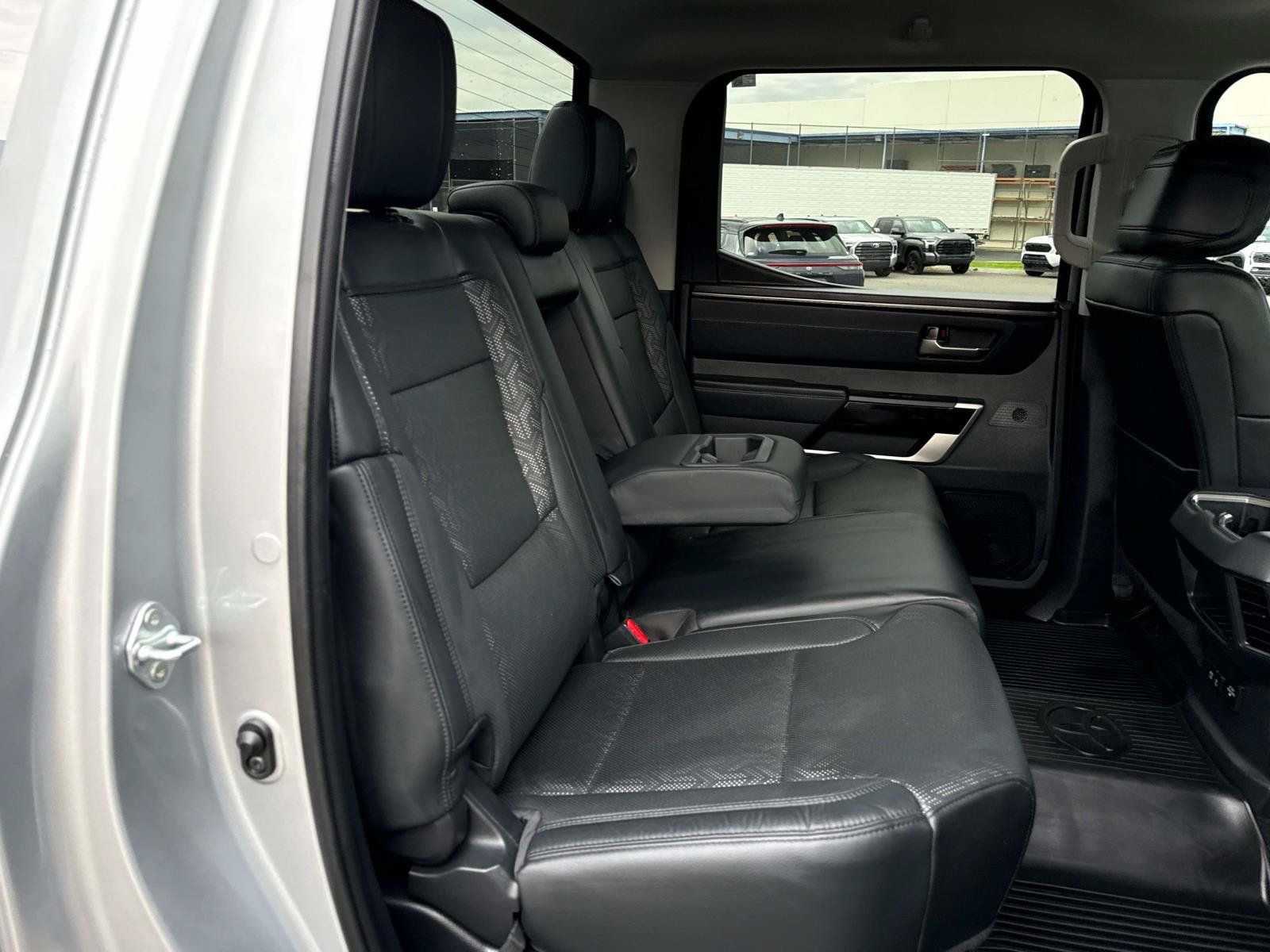 Used 2024 Toyota Tundra Limited AWD/4WD image 16