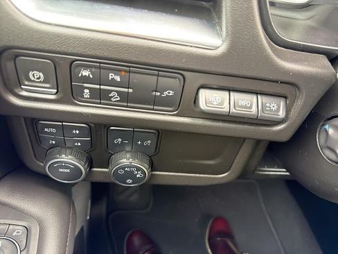 Used 2021 Chevrolet Tahoe High Country AWD/4WD image 39